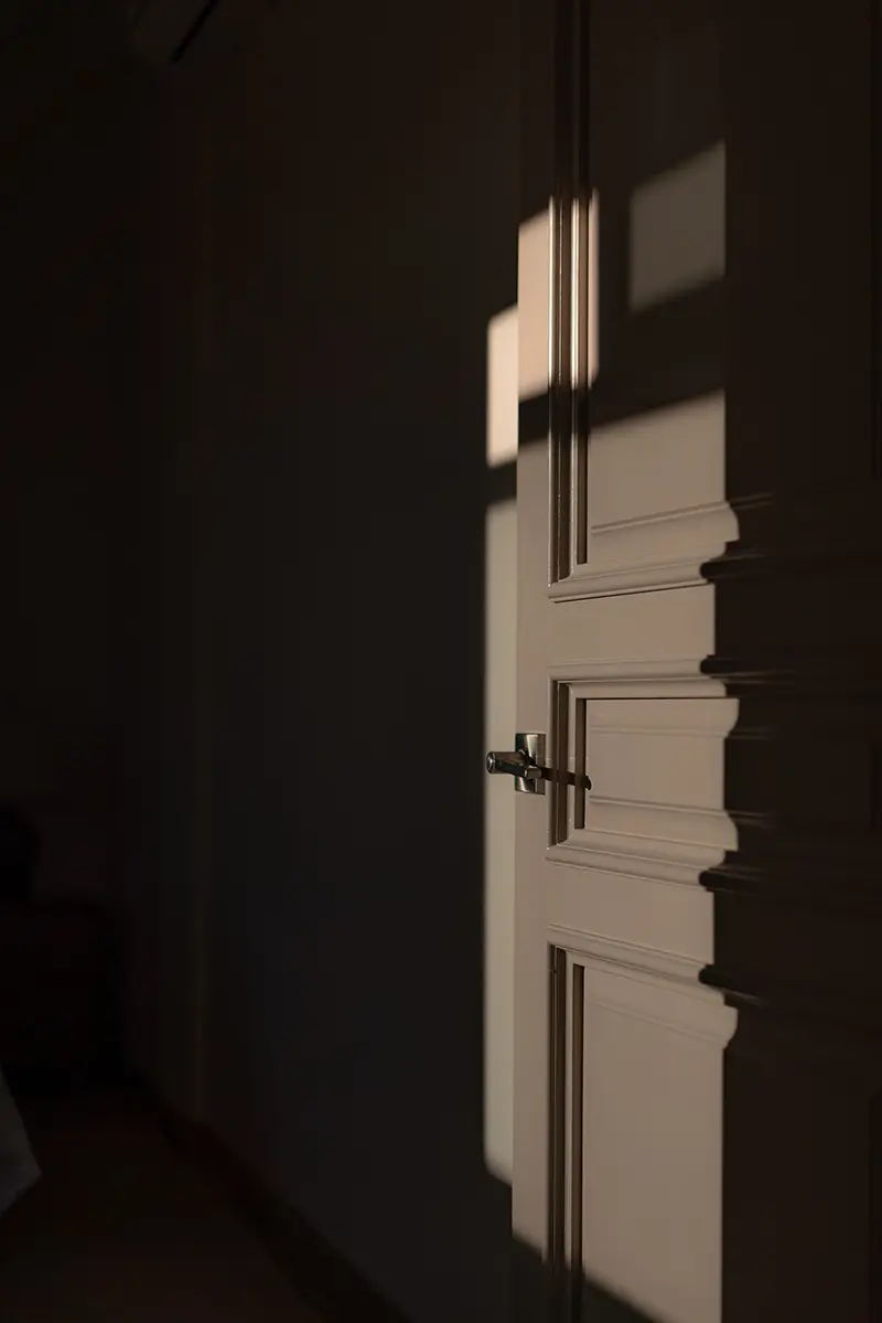 11 Los Cristales-Baccarat-Interior Door Detail