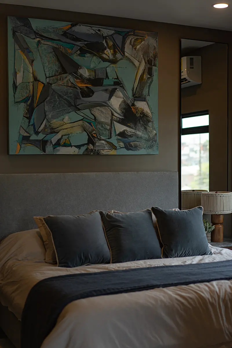 20 Los Cristales-Oppalo-Bedroom Art