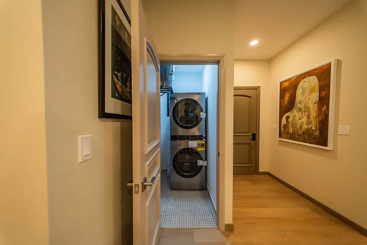 24 Los Cristales-Baccarat-Laundry Room